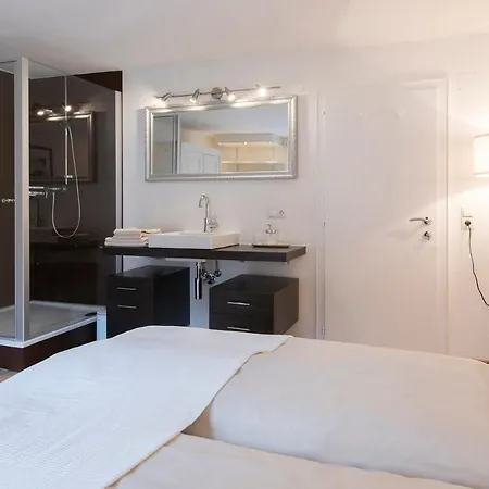Alprima Appartement *